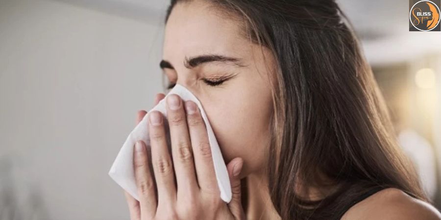 nhảy mũi điềm báo gì